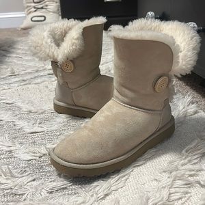 Ugg brand tan boots
